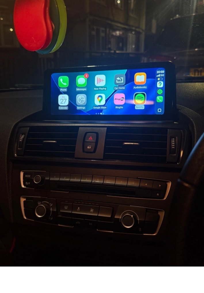 BMW 1 and 2 Series installed Apple CarPlay dashboard screen